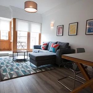 https://ifsc-city-apartments-by-thekeycollection.dublin-hotelsweb.com