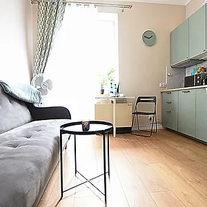 Quiet & Sunny Central Cracow Apartment