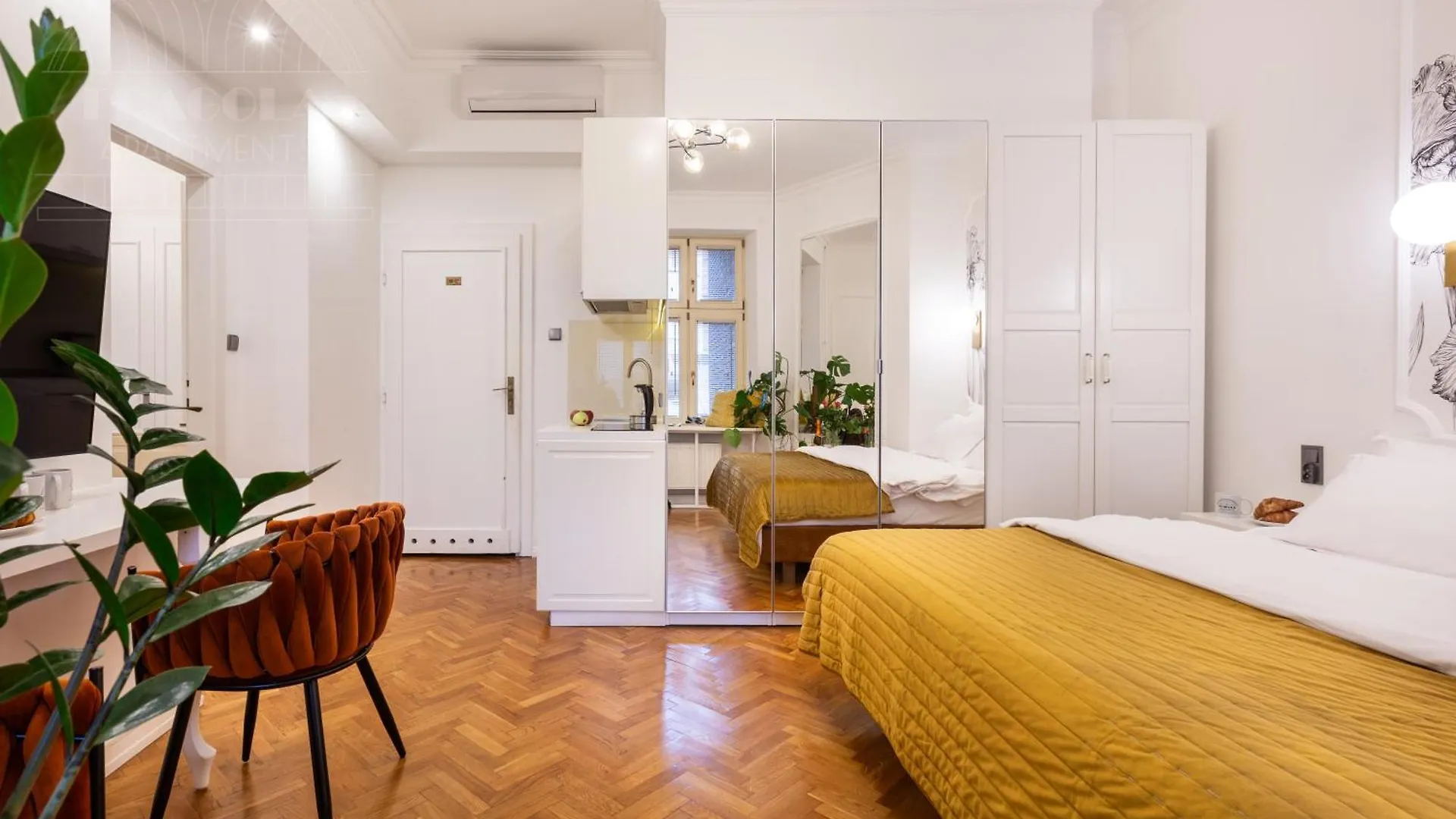 Feniks Fragola Apartments Main Square Krakow